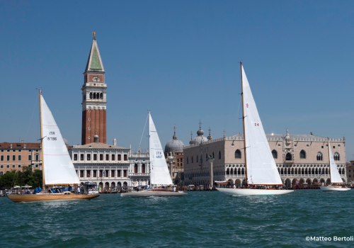 Le Vele d’Epoca in Laguna: VSF patrocina la XIII edizione del Trofeo Principato di Monaco